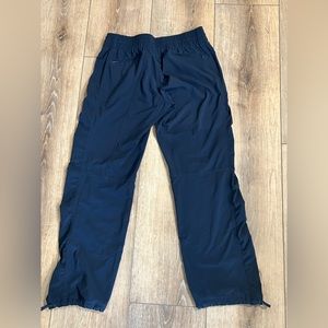 Athleta La Viva Pant, Size 4P, Navy